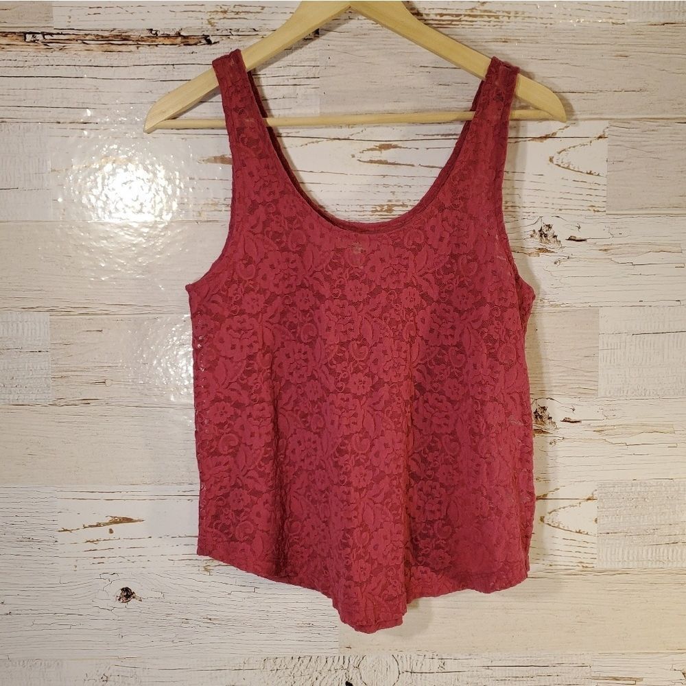 Kirra pink lace tank top